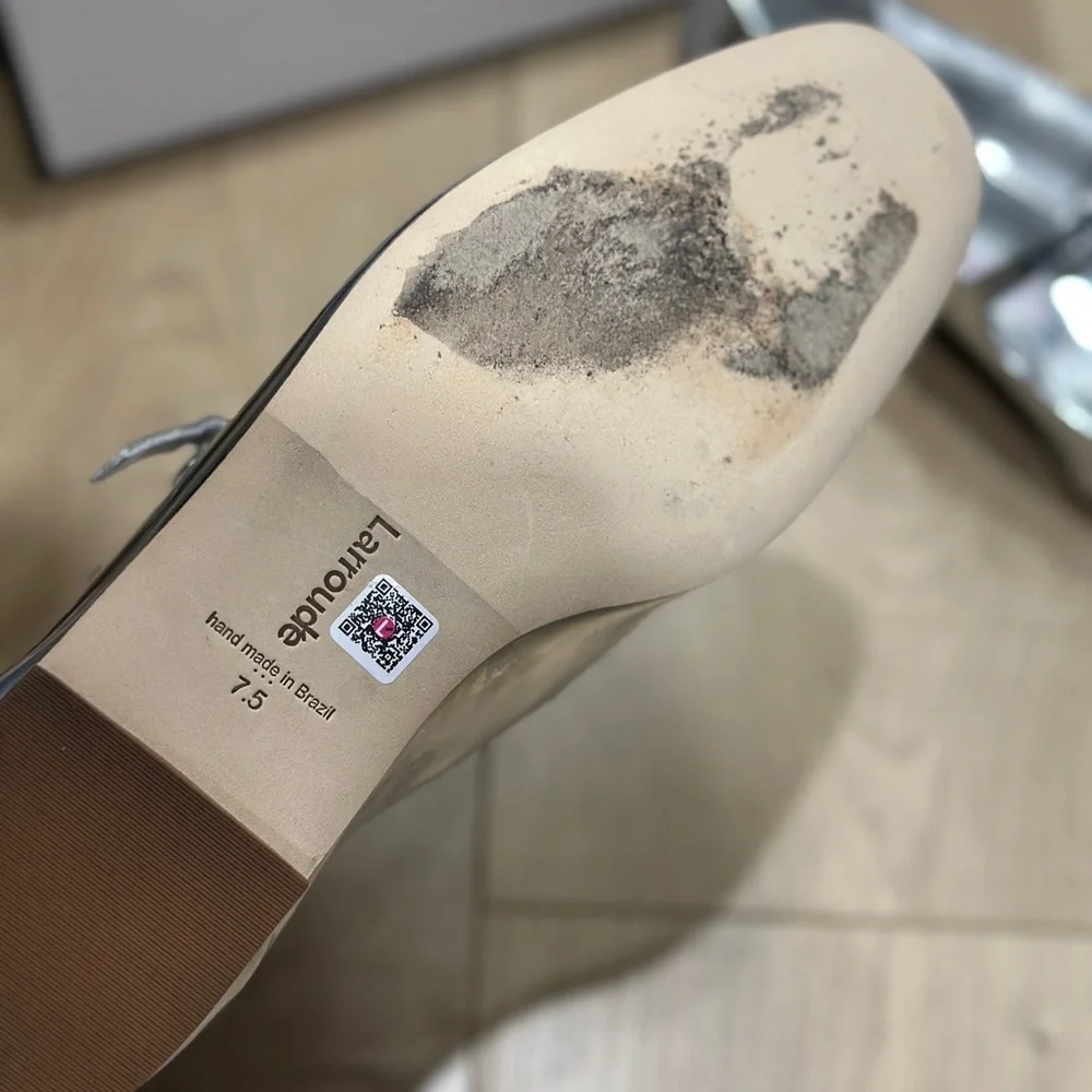 Larroude Blair Ballet Flat In Silver Specchio size 7.5. Preowned in box - Picture 10 of 10